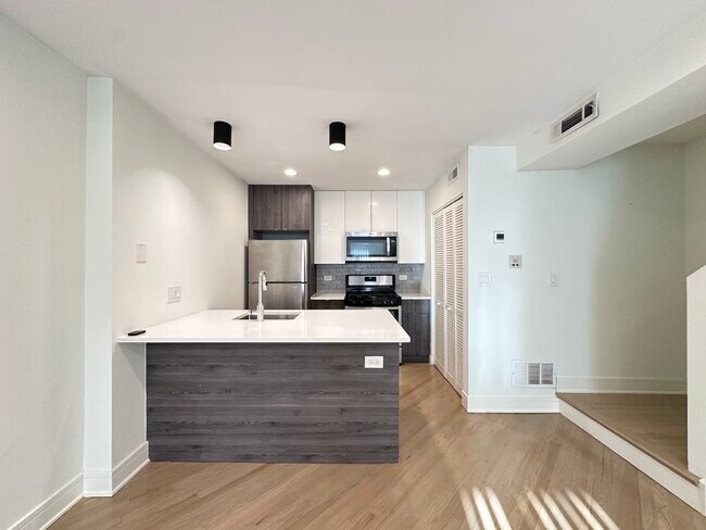 Photo - 949 W Grace St Unidad 202G