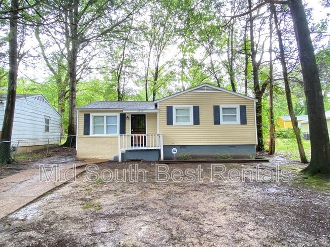 Building Photo - 4592 Sunnybrook St