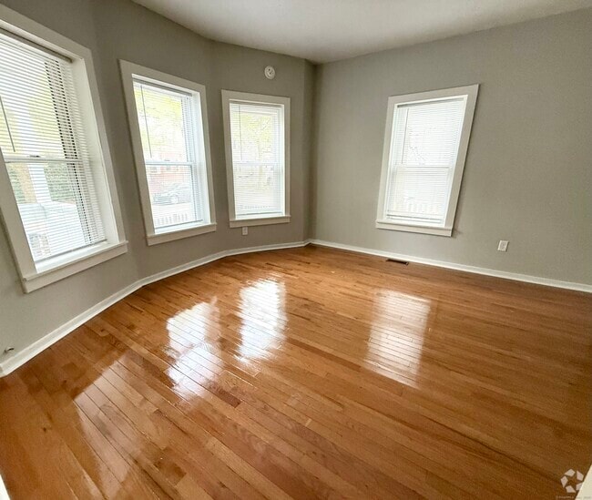 Building Photo - 700 Winchester Ave Rental