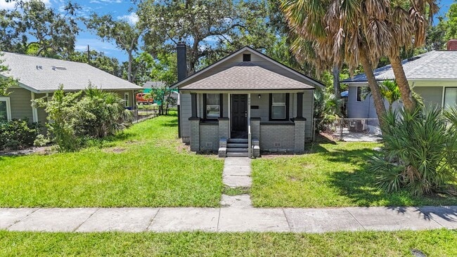 Cosy 2 bedroom 1 bath home with nice size ... - Cosy 2 bedroom 1 bath home with nice size ...