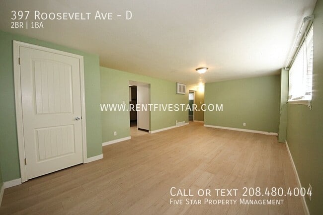 397 Roosevelt Ave Unidad D