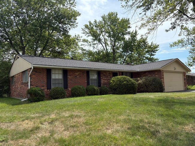 Building Photo - 7781 Sebring Dr Rental