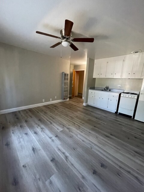 Photo - 5499 Claremont Ave Unidad 7