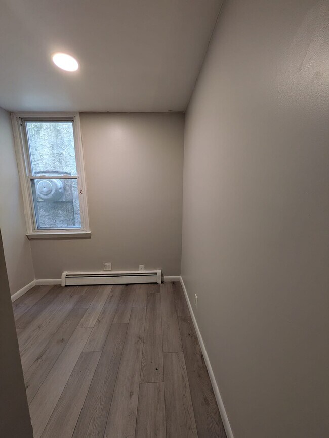 91 W 20th St Unit 1
