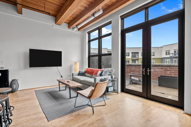 Gorgeous One Bedroom Luxury Condo in Ballp... - Gorgeous One Bedroom Luxury Condo in Ballp...