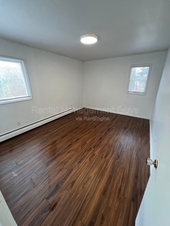 Photo - 3311 Fremont Ave N Unit 5