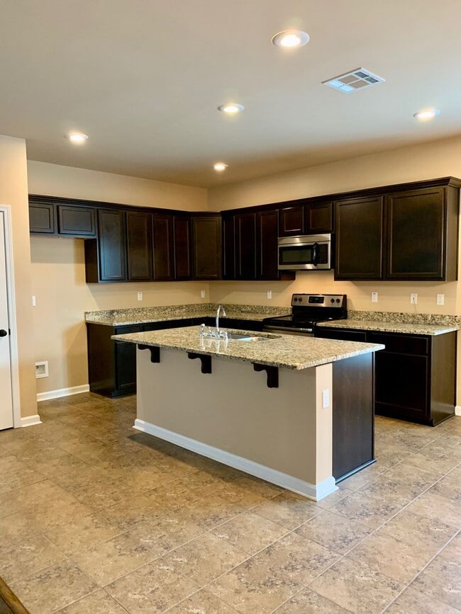 Photo - 3BD/2BA House for Lease in Magnolia Lakes - Close to LSU