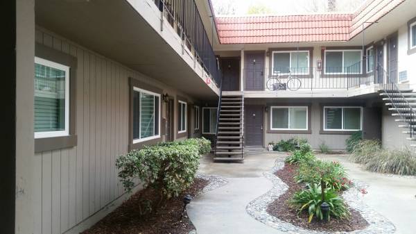 Photo - 1800 Civic Center