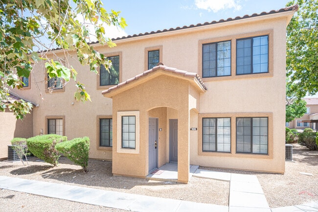 Building Photo - 2010 Rancho Lake Dr Rental