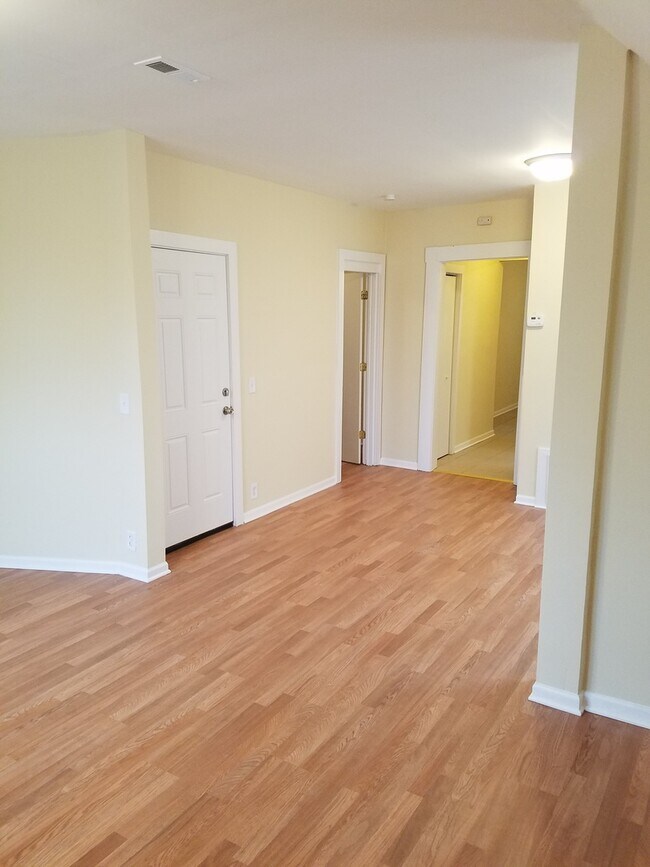 Photo - 3515 W McLean Ave Unit 2