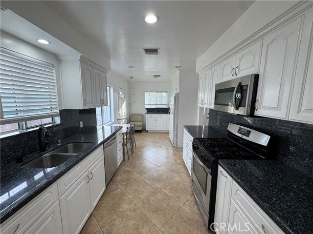 Photo - 12549 Barbara Ann St