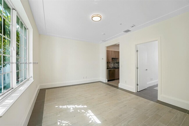 Building Photo - 1509 Pennsylvania Ave Rental