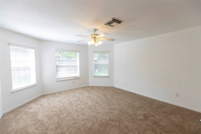 Building Photo - 8218 Rushing Stream Ct