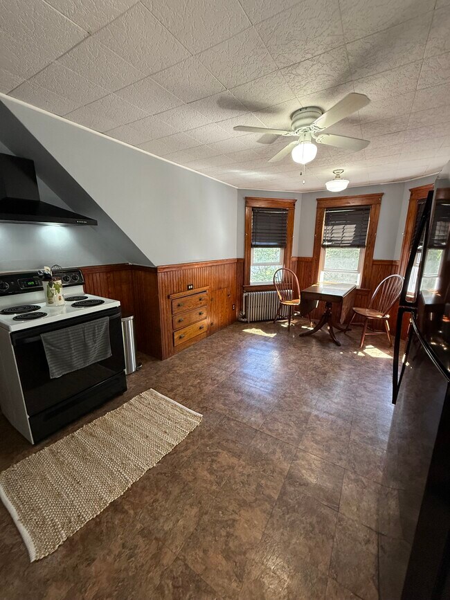 Photo - 2 Clason Rd Unidad 2