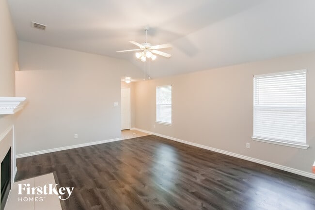 Photo - 1208 Mountain Peak Dr