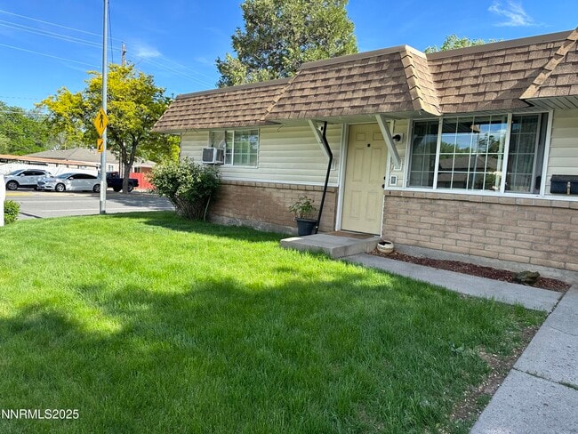 Building Photo - 1501 Gault Way Rental