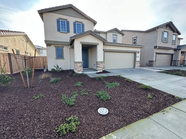 Building Photo - New Build! 4 Bed 3 Bath Home with Solar Included!