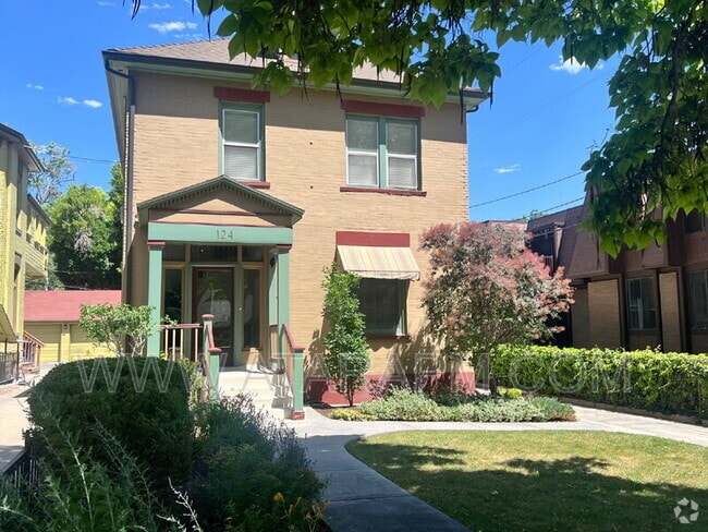 Building Photo - 124 G St Unit #01 Rental