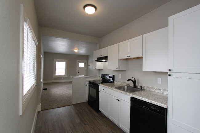 Photo - 1316 13th Ave