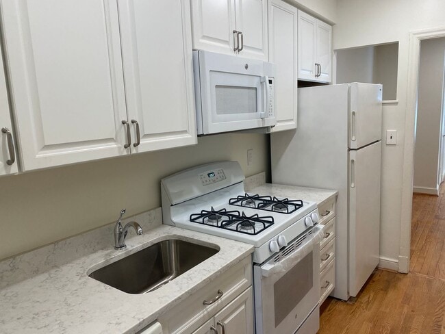 Photo - 2614 41st St NW