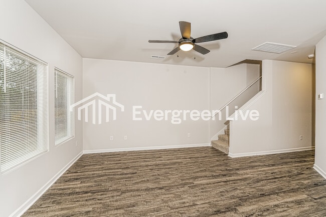 Photo - 150 Woodland Wy