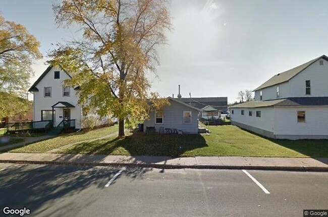 Photo - 315 Elm St Unidad B