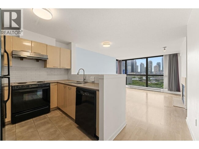 Photo - 4888 Hazel St Unit 902