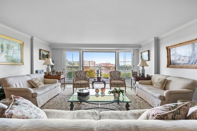 Photo - 180 Beacon St Unidad 9G