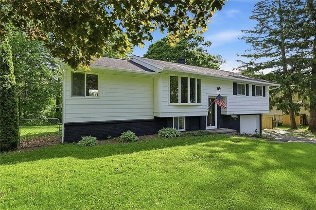 Photo - 40 Oak Hill Terrace