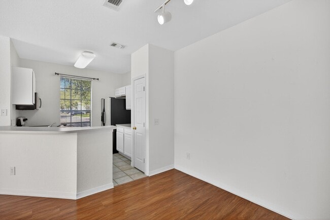 Photo - 13703 Richmond Park Dr N