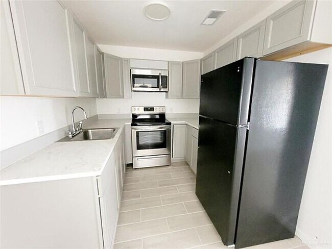 Photo - Gastel Circle Unidad 17