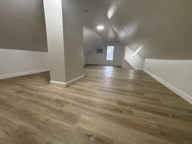 Photo - 74th,E.3593 Unidad Up