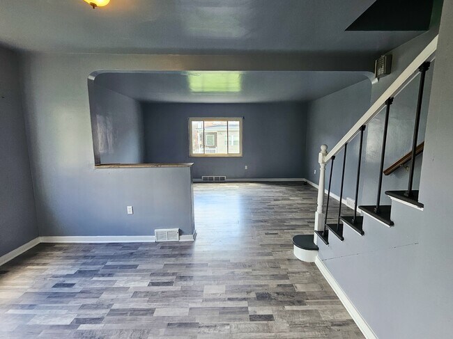 307 Hamilton St
