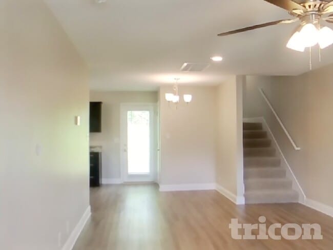 Photo - 633 Battery Ct