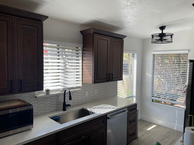 Photo - 11903 Sturbridge Ln