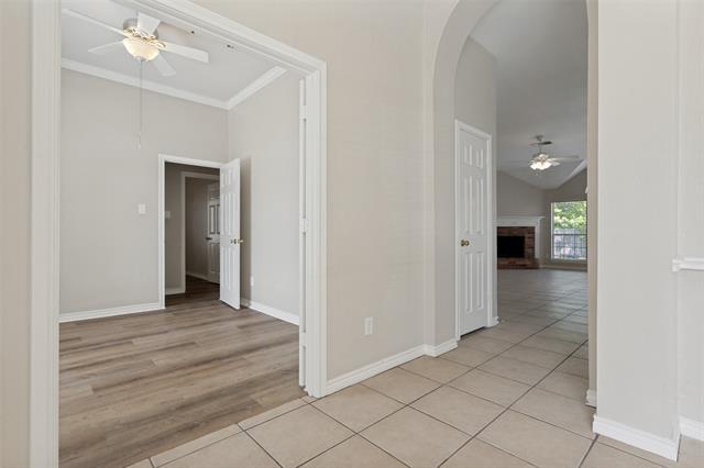 Photo - 903 Redbud Dr