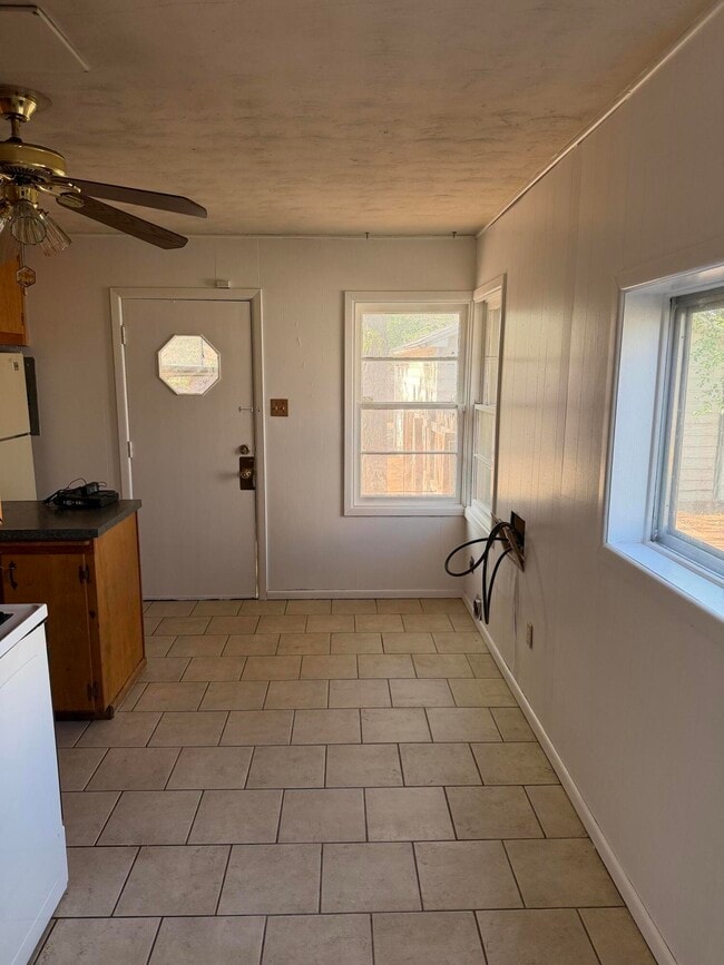 Photo - 2315 32nd St