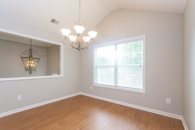 170 Ripple Creek Dr SW