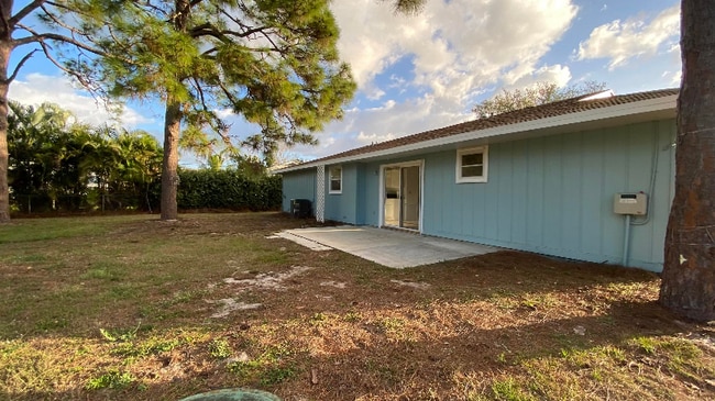 Photo - 772 NW Virginia St