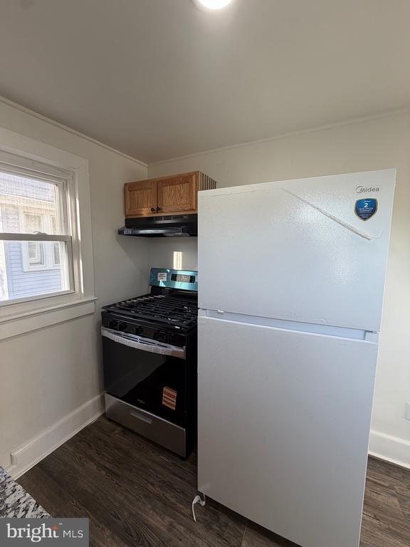 Photo - 517 Bentley Ave Unidad C