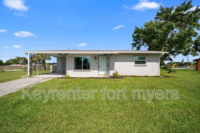 Photo - 211 E Jasmine Rd