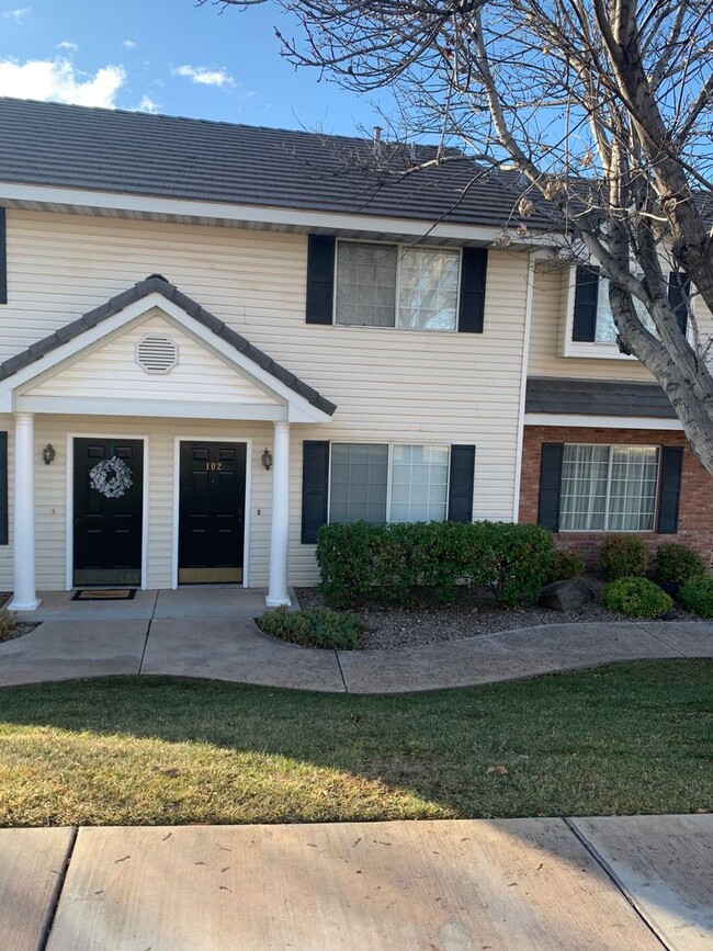 Photo - Lexington Hills 2 Bedroom