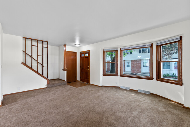 Living Room - 2827 E Grange Ave Townhome