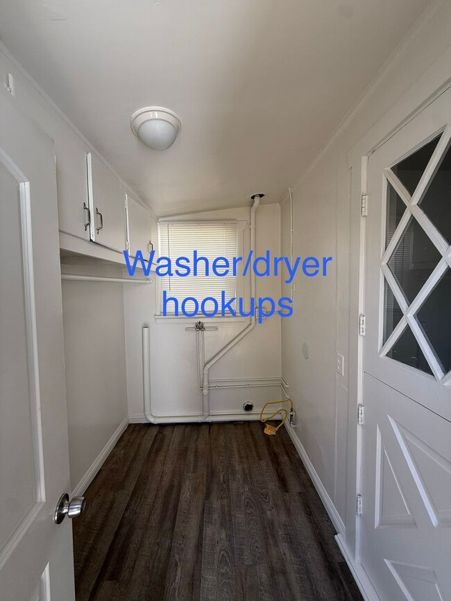 Photo - 2014 Ruhland Ave Unit Front