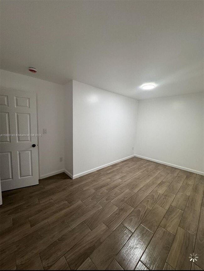 Photo - 617 NW 3rd Ave