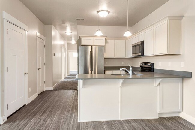 Photo - Beautiful Top Level Condo w 1 car garage Unit #304