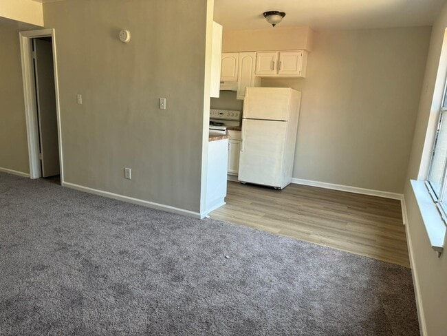 Building Photo - 1340 Reservoir Ave Unit B