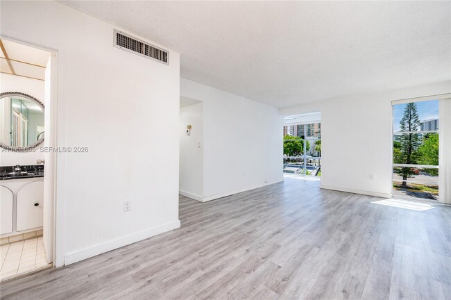 Photo - 17570 Atlantic Blvd Unit 318