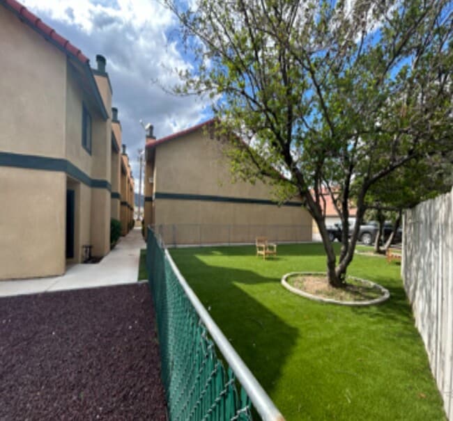 Photo - 21640 Brook Dr Unidad Brook Dr 21640 B