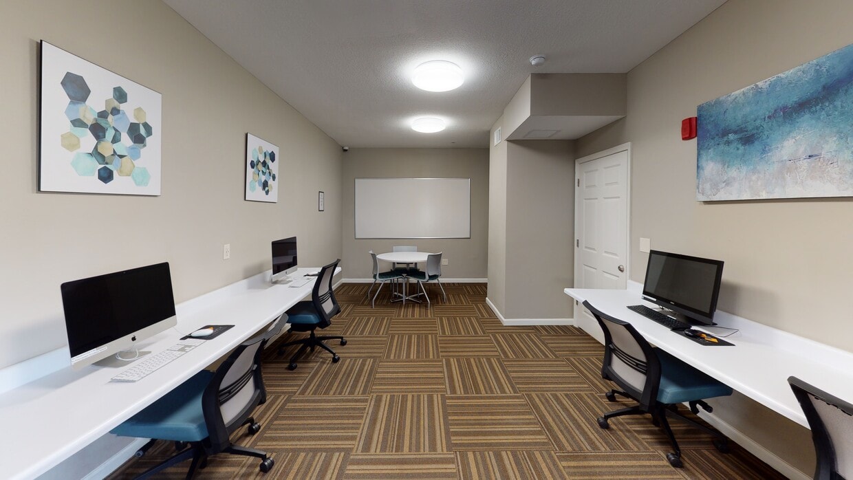 Photo - Legacy Student Living Apartments